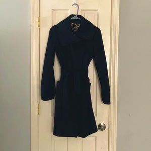 Black Guess trench coat